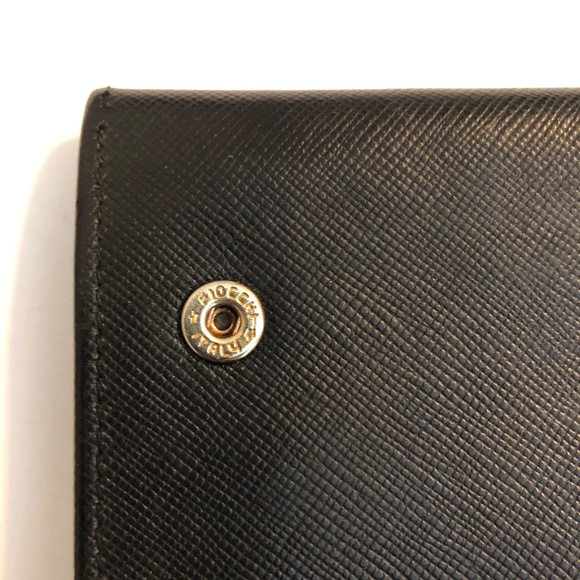 PRADA Wallet - Picture 4 of 6